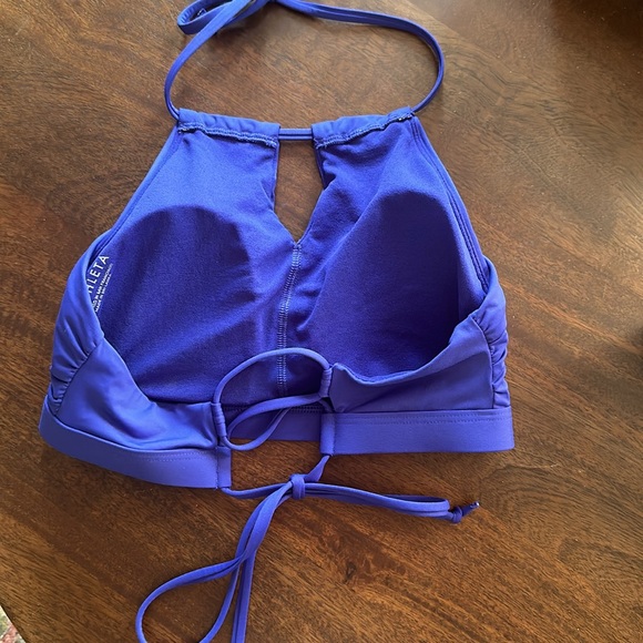 Athleta Small Swim Bikini top Blue cute! - Picture 3 of 6